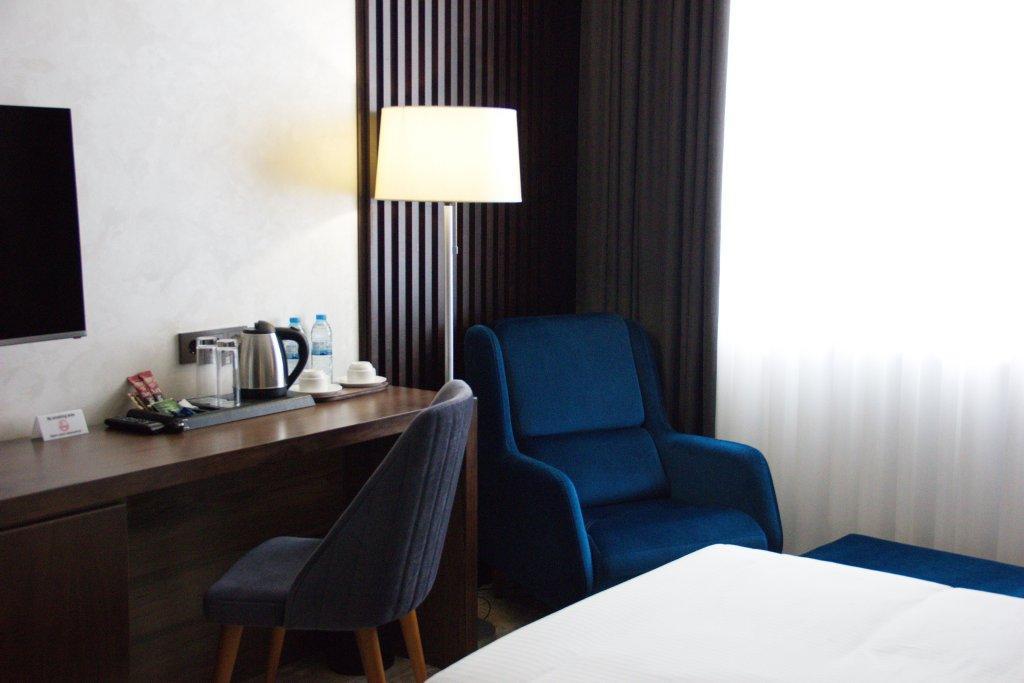 Wyndham Garden Tashkent Hotel Buitenkant foto