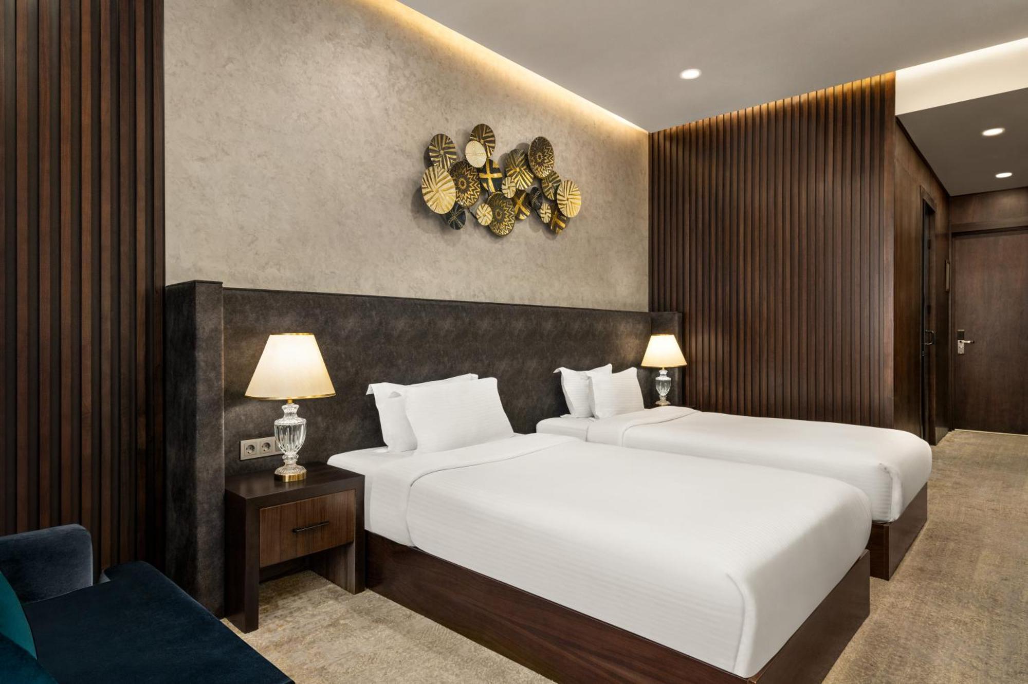 Wyndham Garden Tashkent Hotel Buitenkant foto